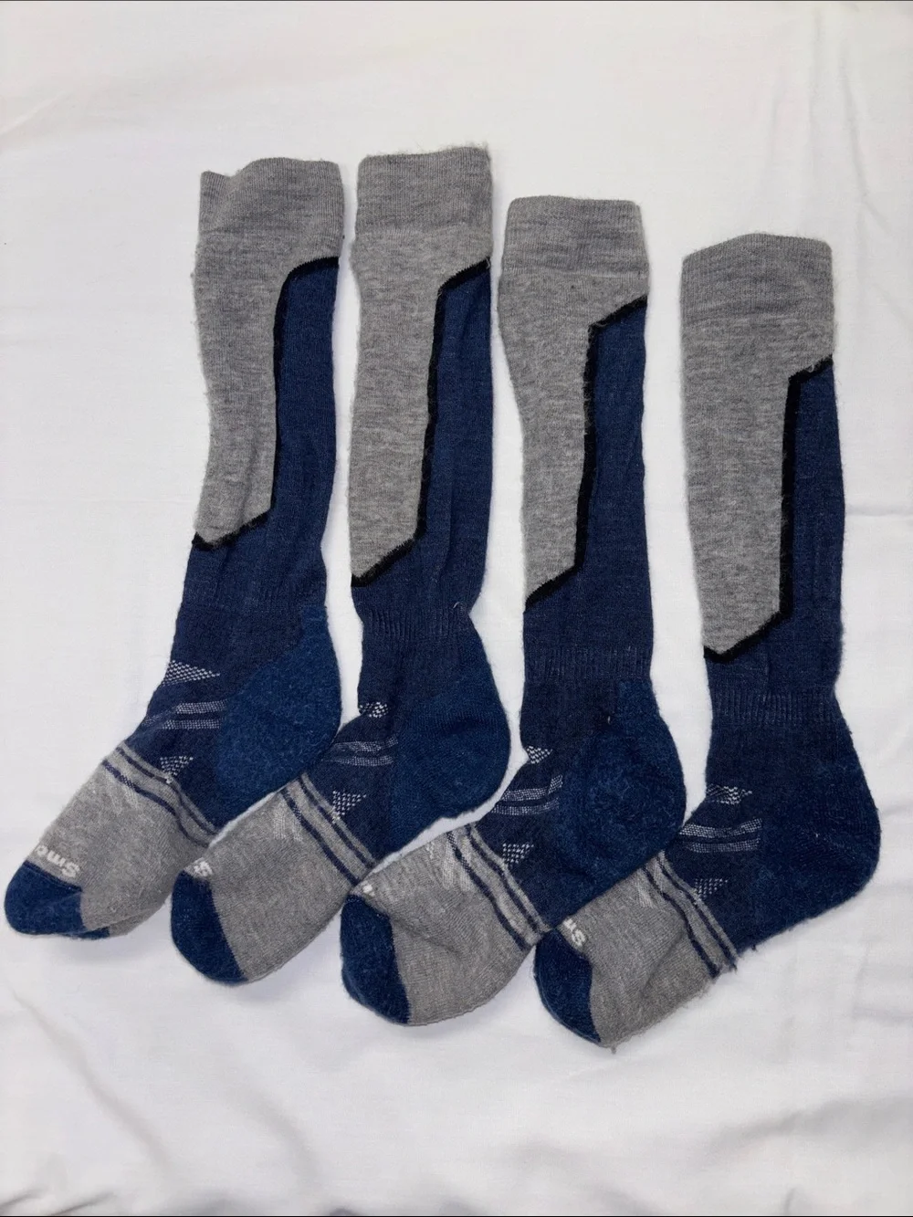 Smartwool cushioned winter sport socks ski snowboard MD M bundle merino wool OTC